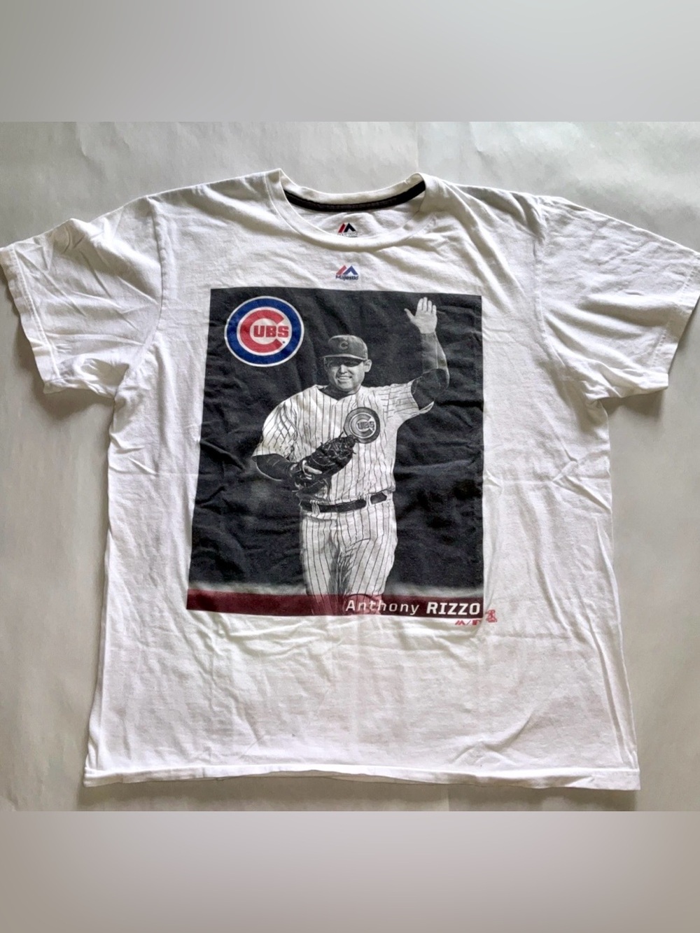 Anthony Rizzo Chicago Cubs Majestic T-Shirt Men’s Large White Graphic Tee